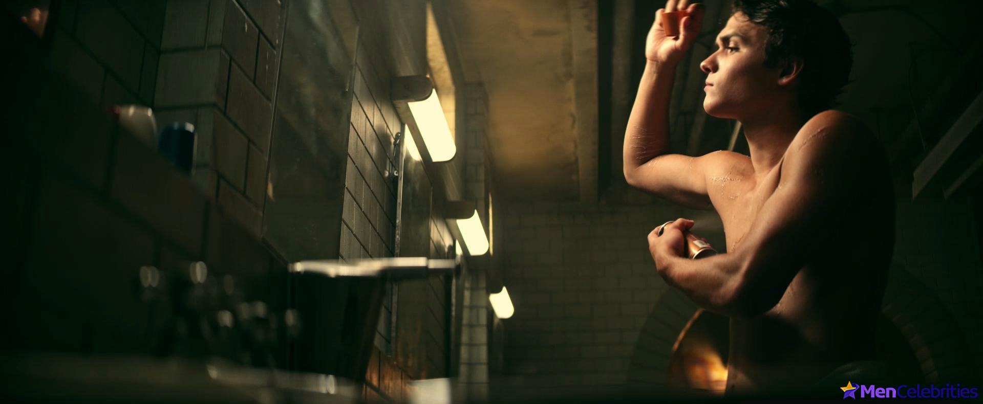 Benjamin Wadsworth nude and sex NSFW scenes