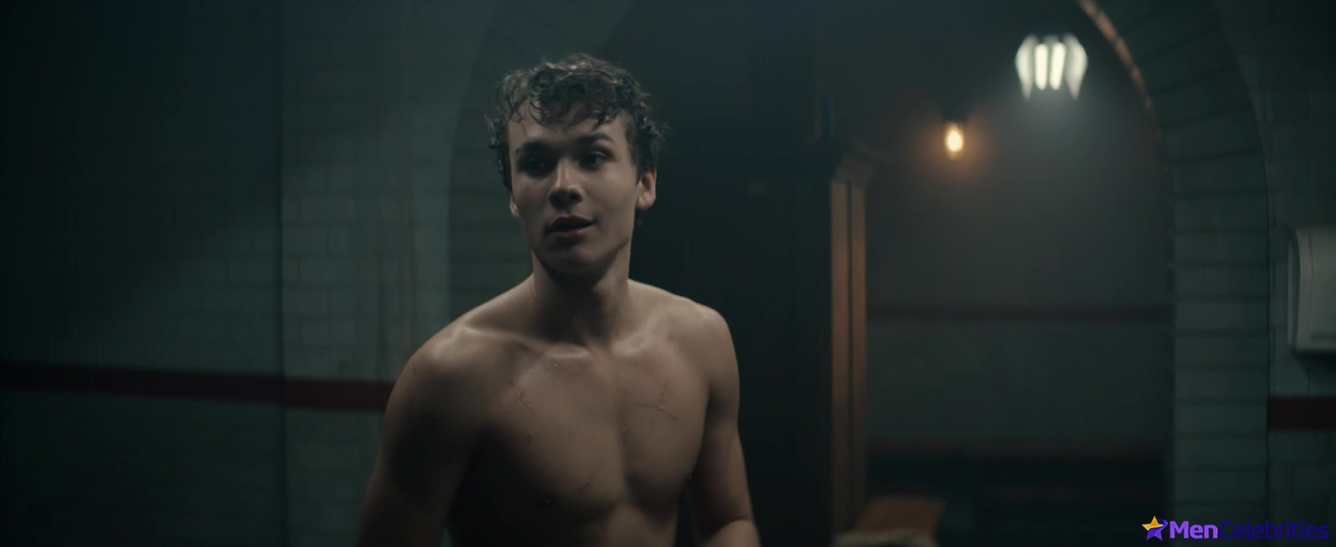 Benjamin Wadsworth nude and sex NSFW scenes
