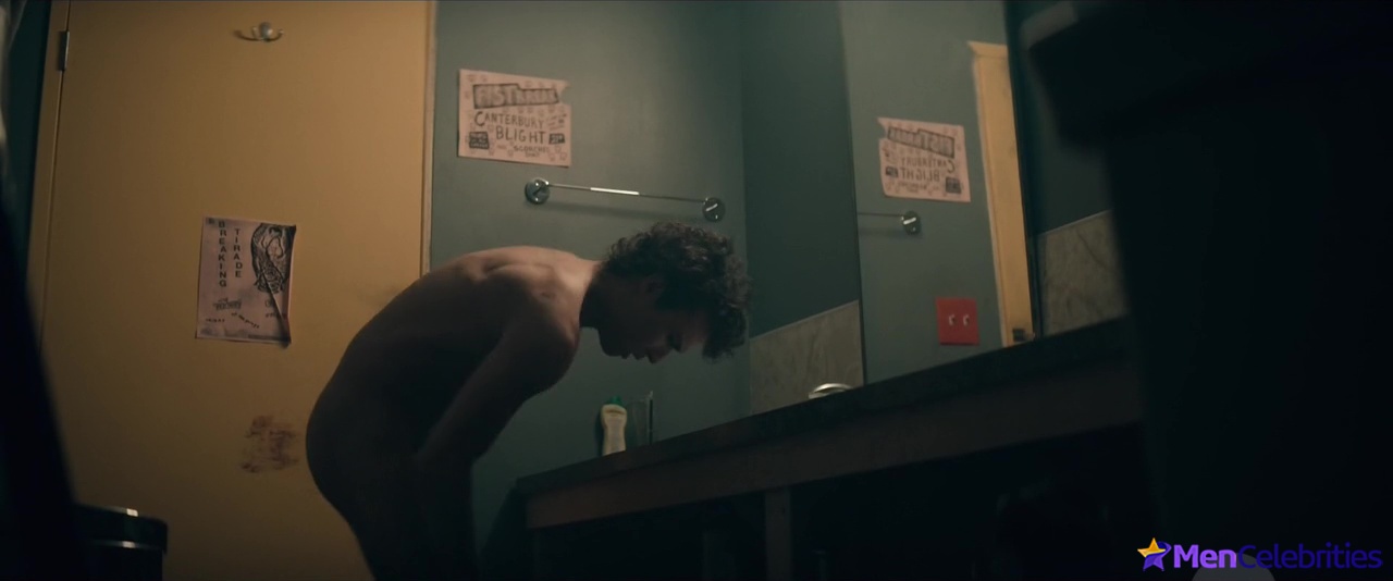 Benjamin Wadsworth nude and sex NSFW scenes