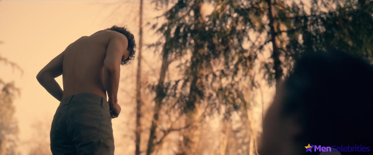 Benjamin Wadsworth nude and sex NSFW scenes