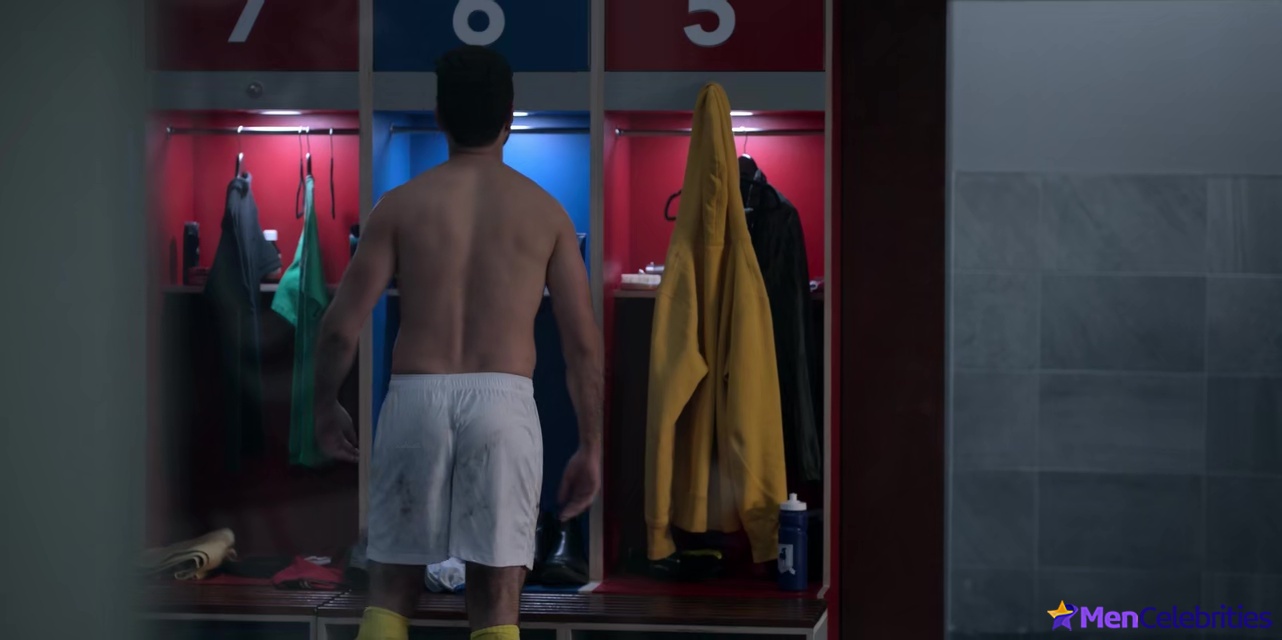 Brett Goldstein nude and sex scenes