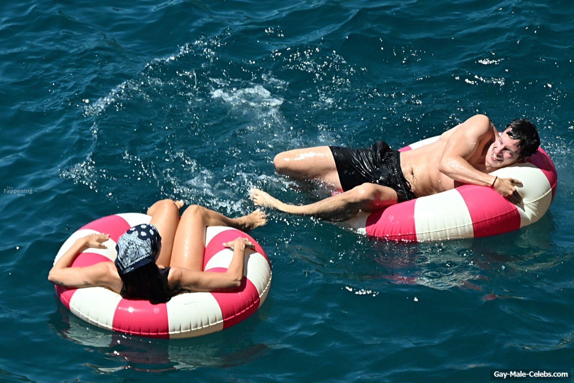 Callum Turner shirtless beach pics