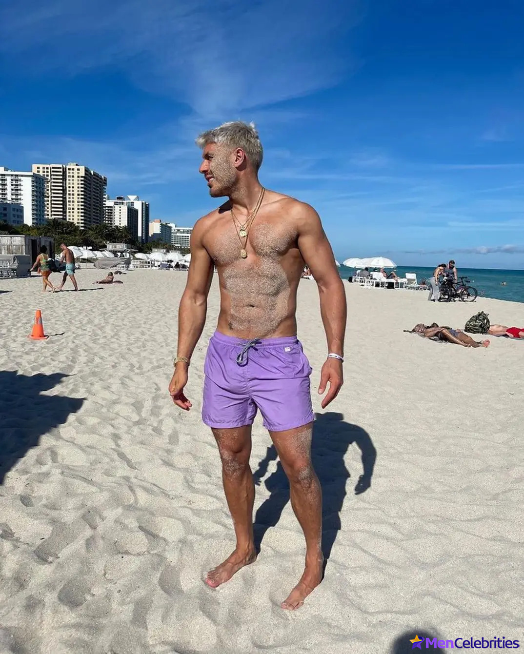 Chris Appleton shirtless and sexy pics