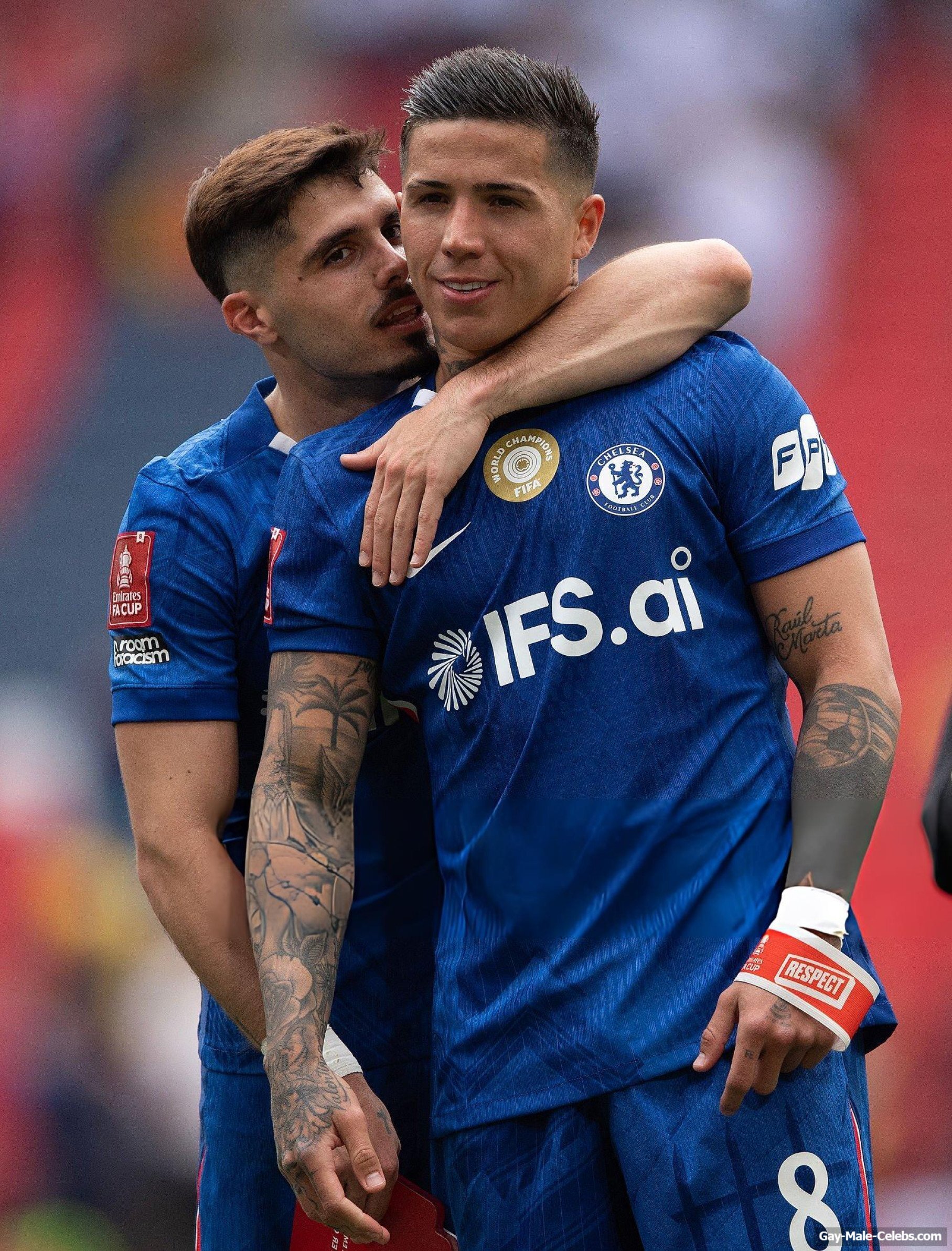 Enzo Fernandez Cock Bulge And Shaved Pubis Pics