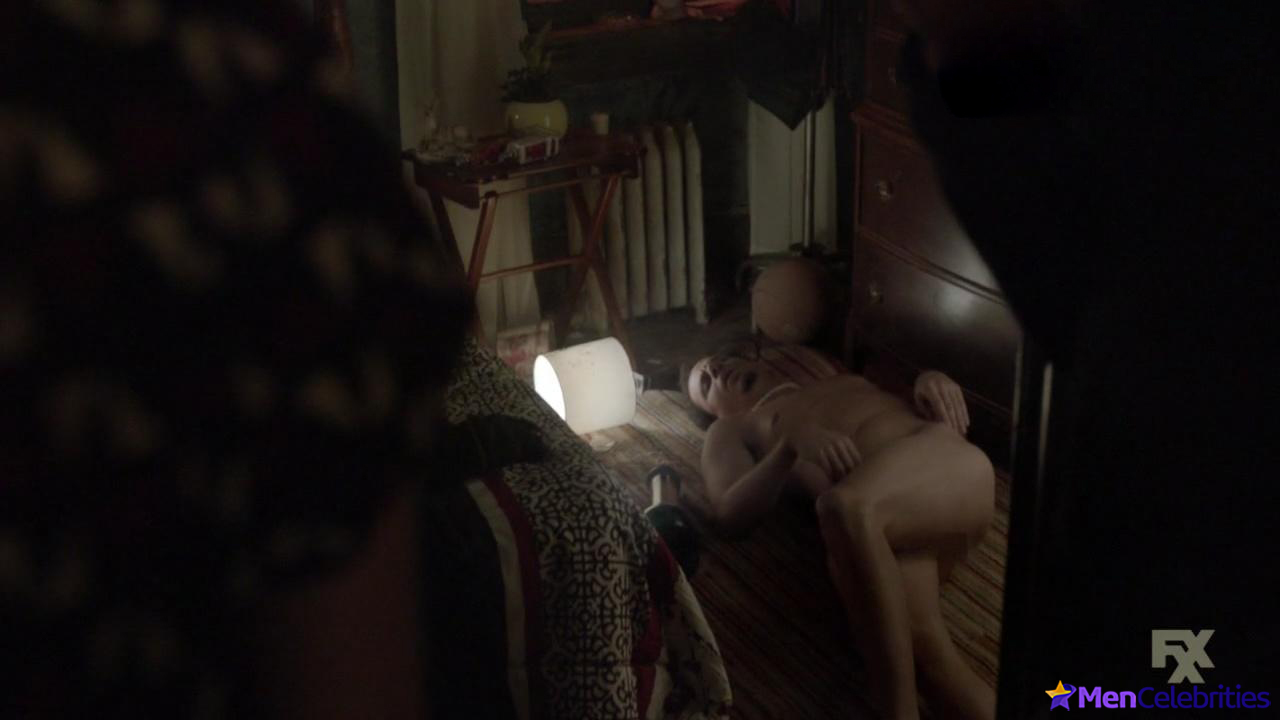 Eric Andre frontal nude and sex scenes