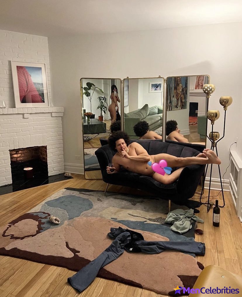 Eric Andr uncensored nude and underwear shots