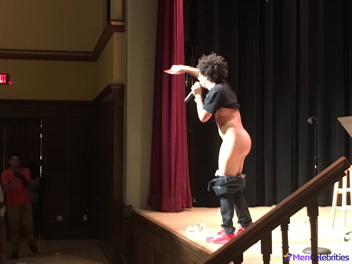 Eric Andr uncensored nude and underwear shots