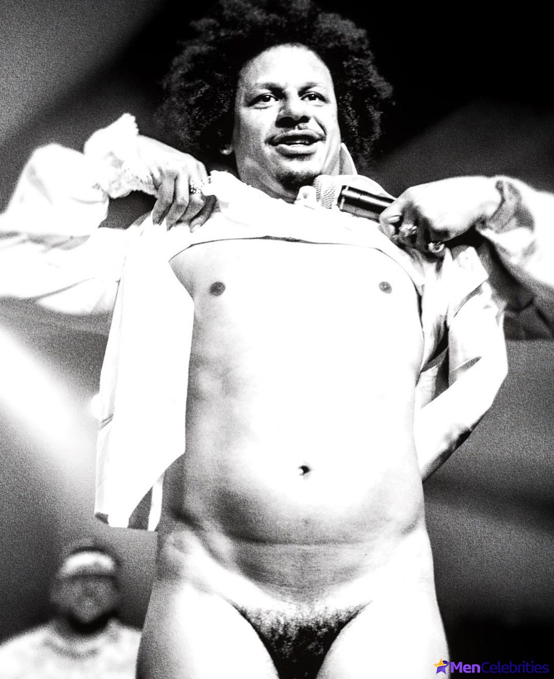 Eric Andr uncensored nude and underwear shots