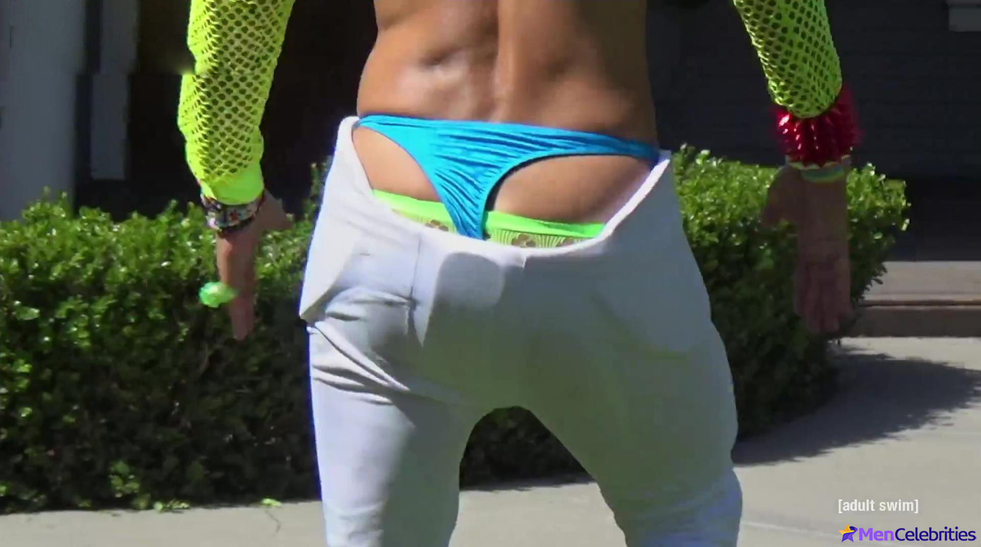Eric Andre frontal nude and sex scenes