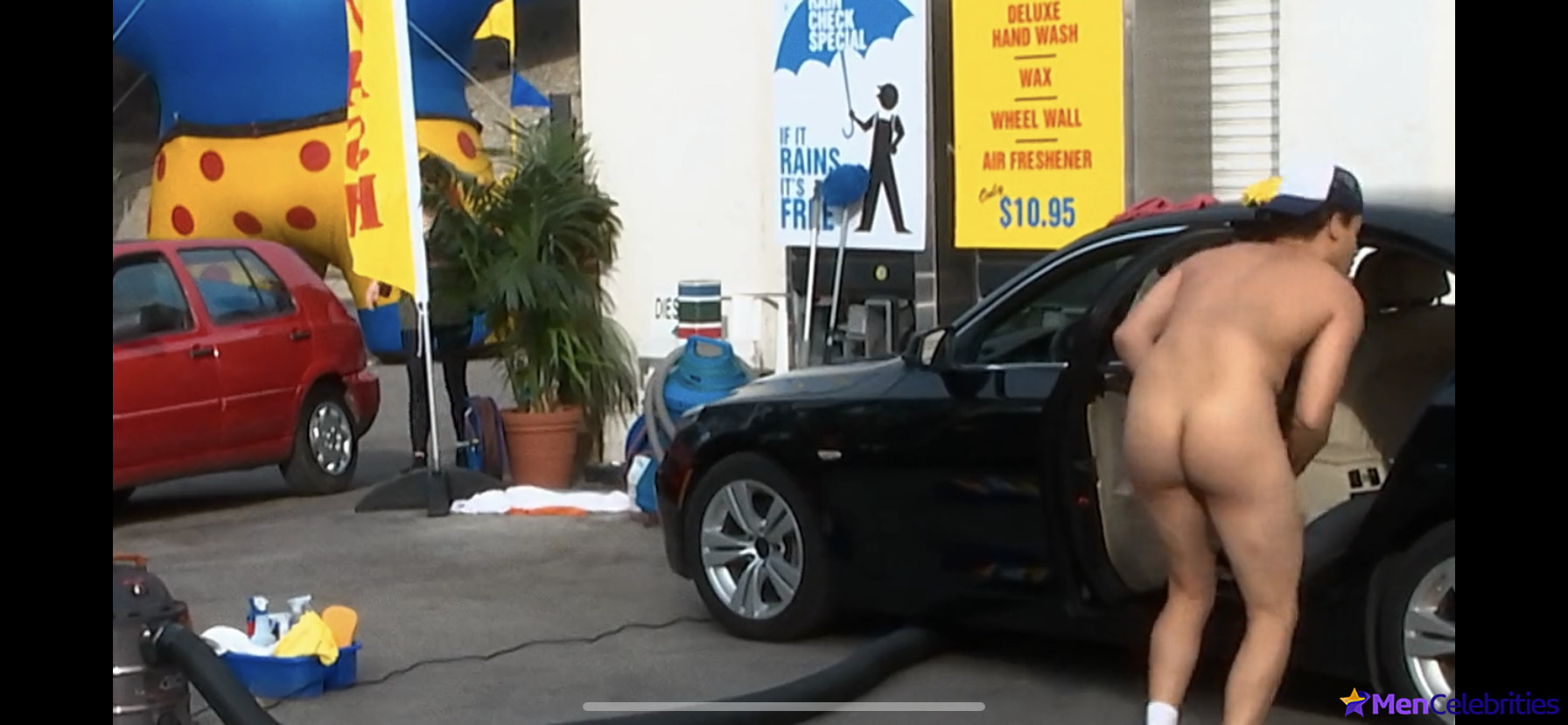 Eric Andre frontal nude and sex scenes