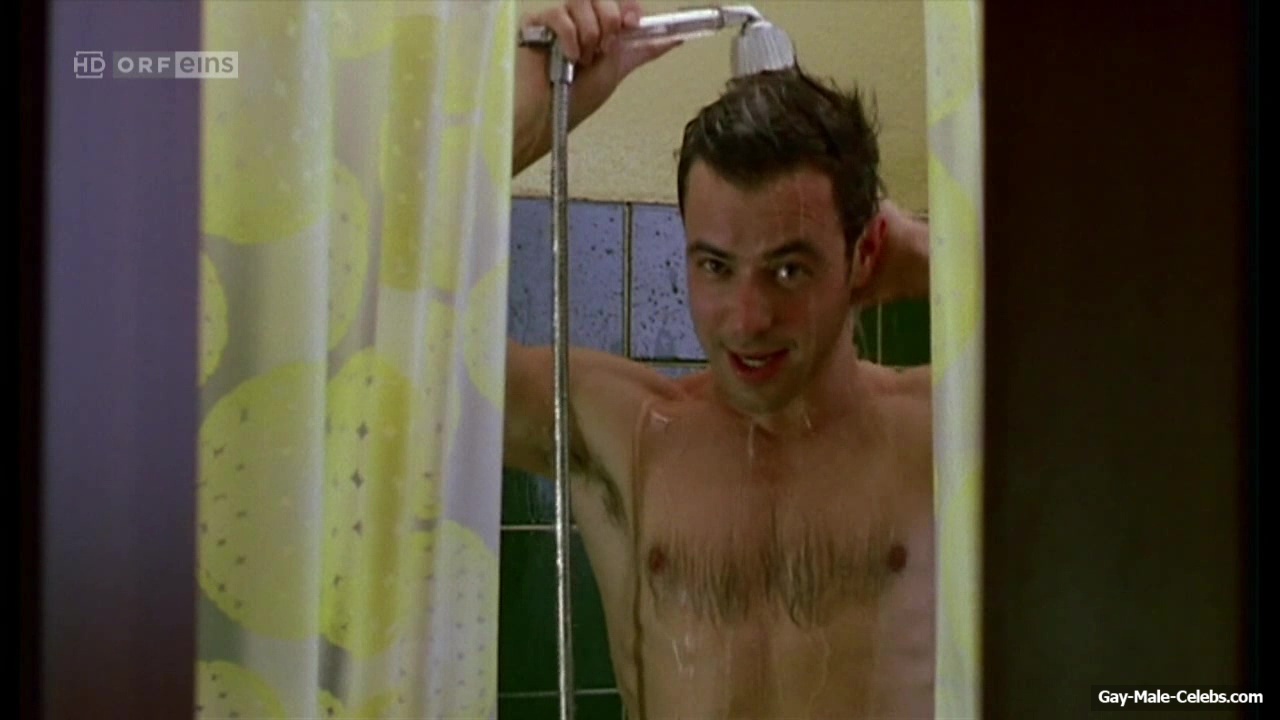 Felix Eitner Nude Dick In Shower Scenes in The Trio