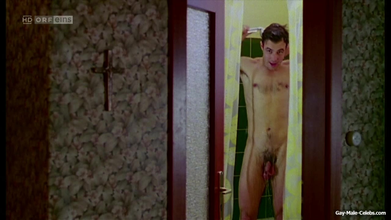 Felix Eitner Nude Dick In Shower Scenes in The Trio