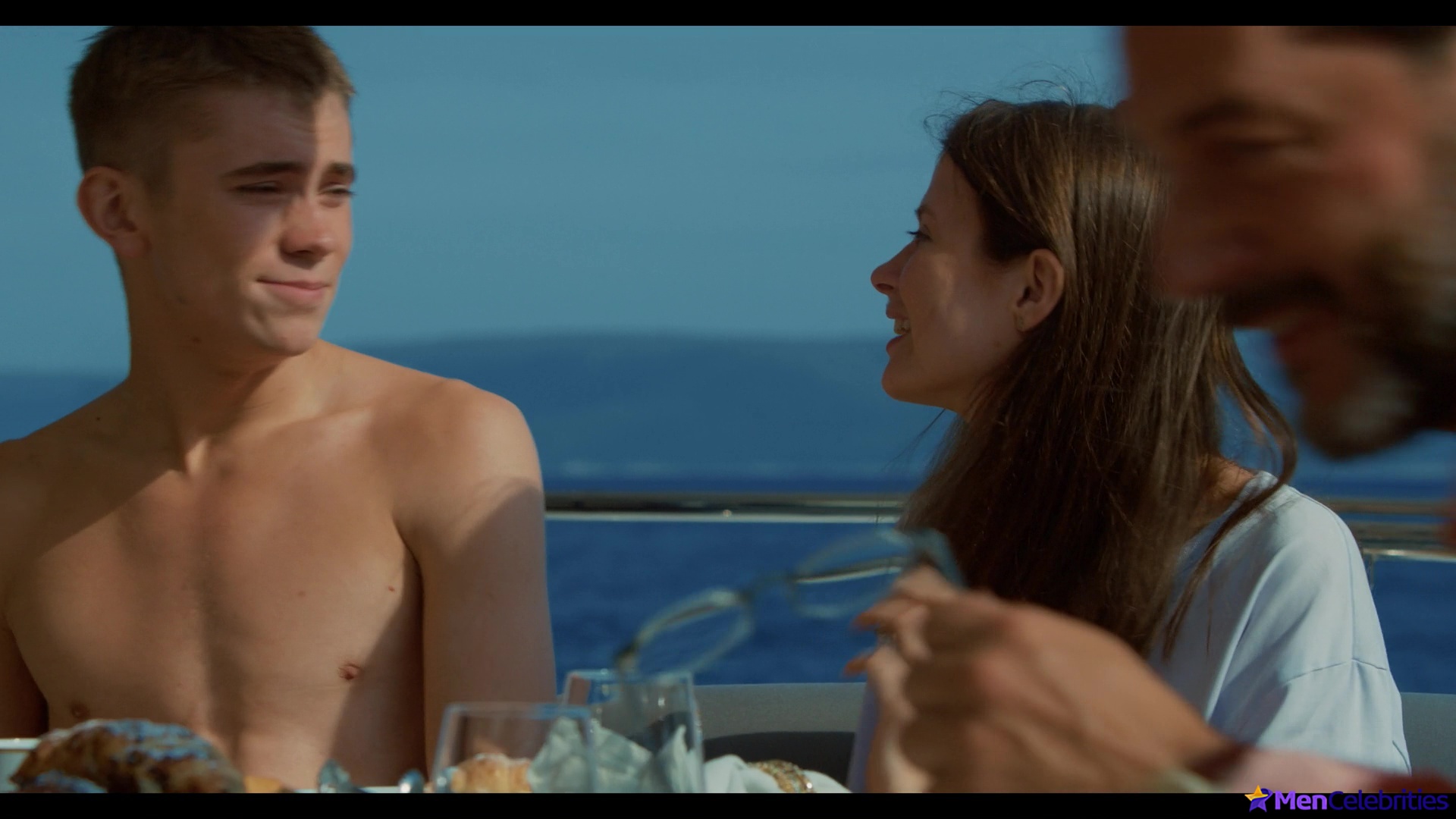 Felix Sandman frontal nude and sex scenes