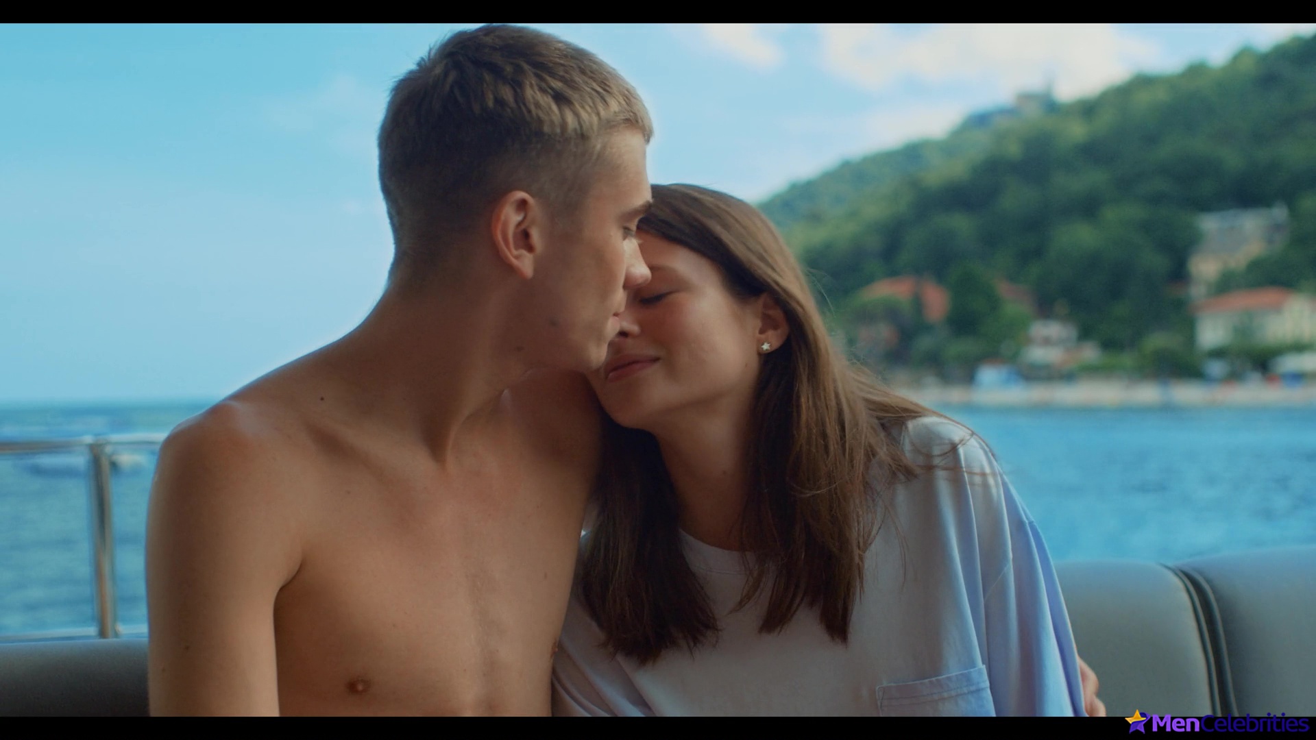 Felix Sandman frontal nude and sex scenes