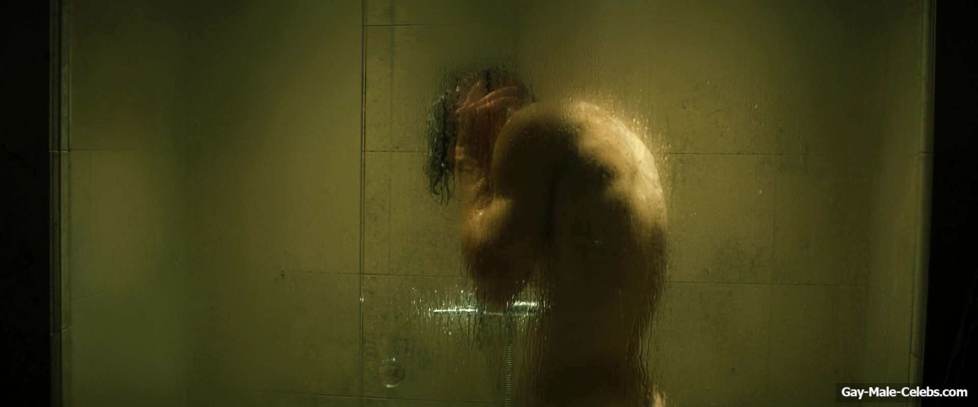 Isac Calmroth Nude Shower Scenes in Doktor Glas