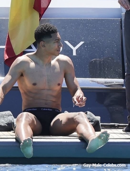 Jobe Bellingham Shirtless And Wet Underwear Pics
