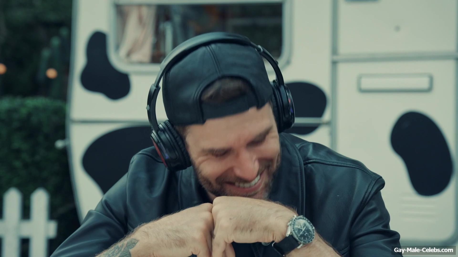 Joel Dommett Dick Bulge And Underwear in Taskmaster