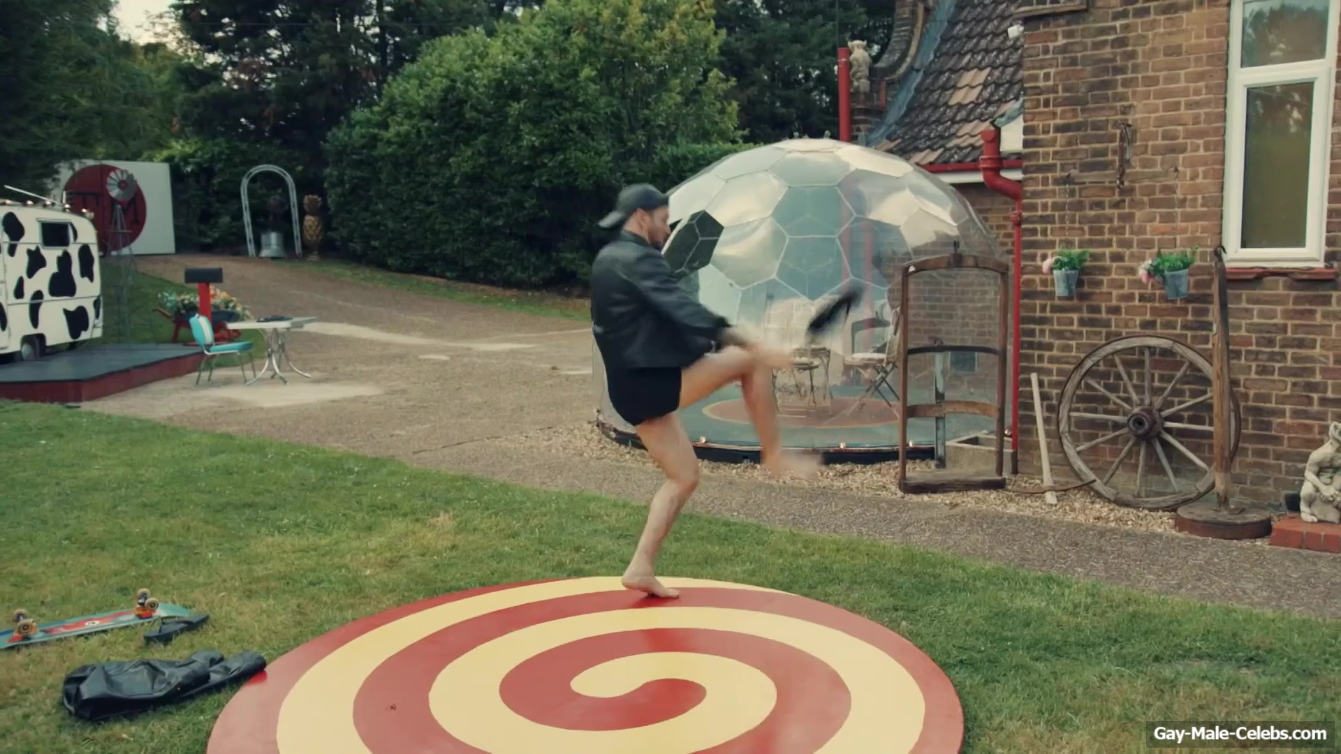 Joel Dommett Dick Bulge And Underwear in Taskmaster