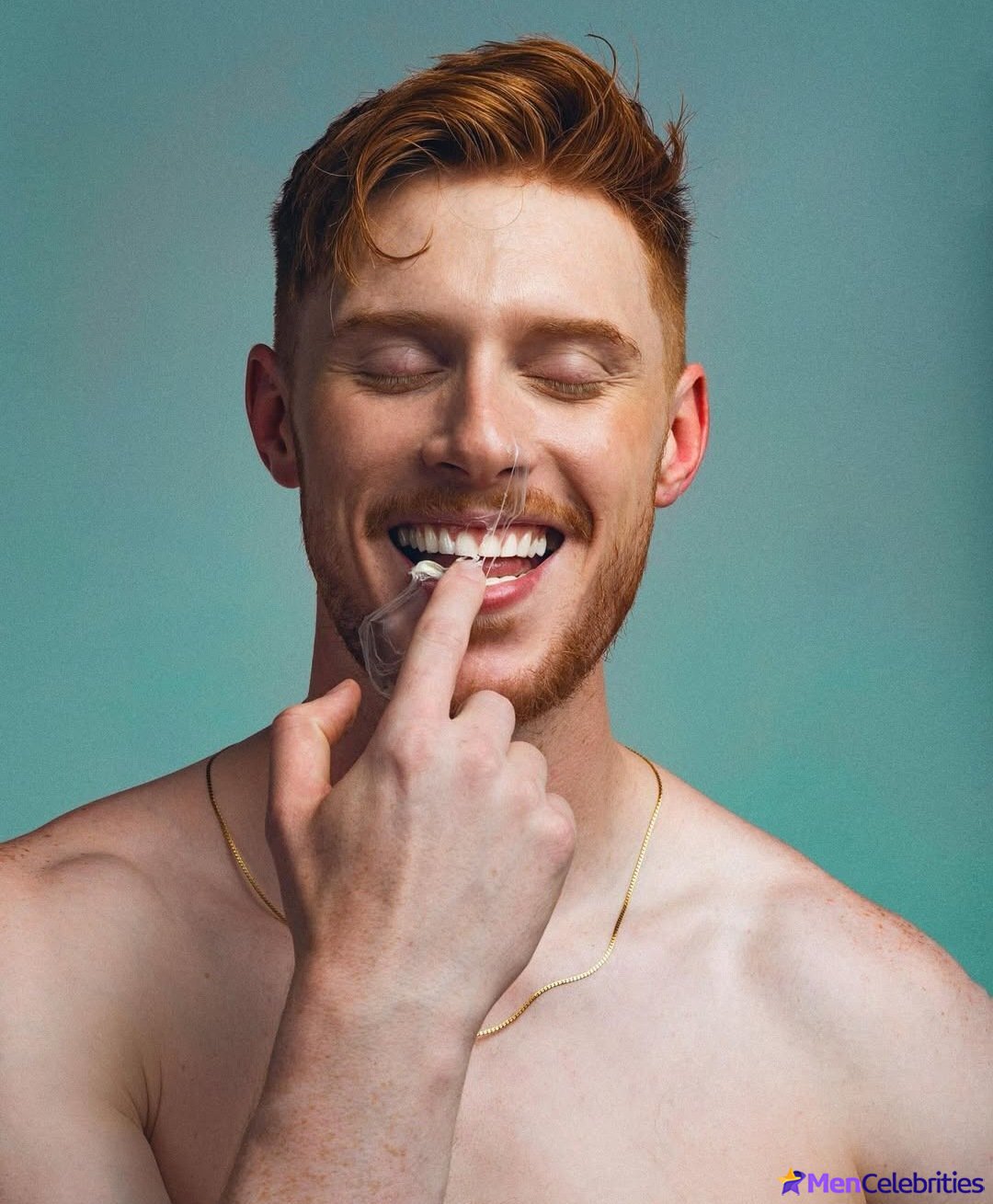 Max Parker naked and cock bulge in underwear pics