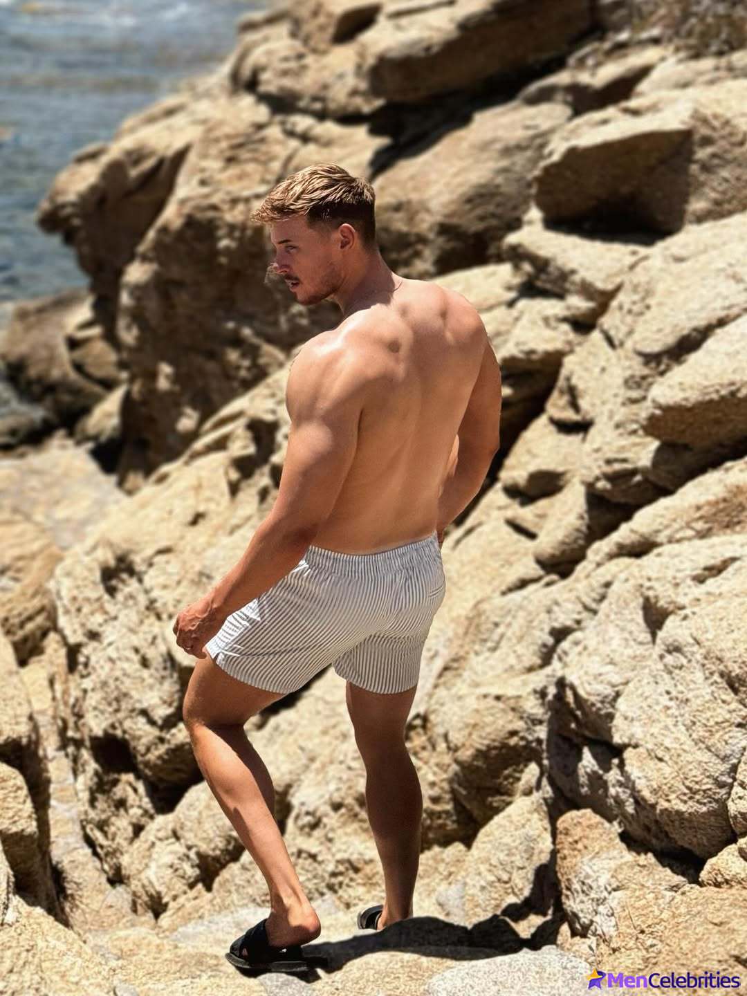 Max Parker naked and cock bulge in underwear pics