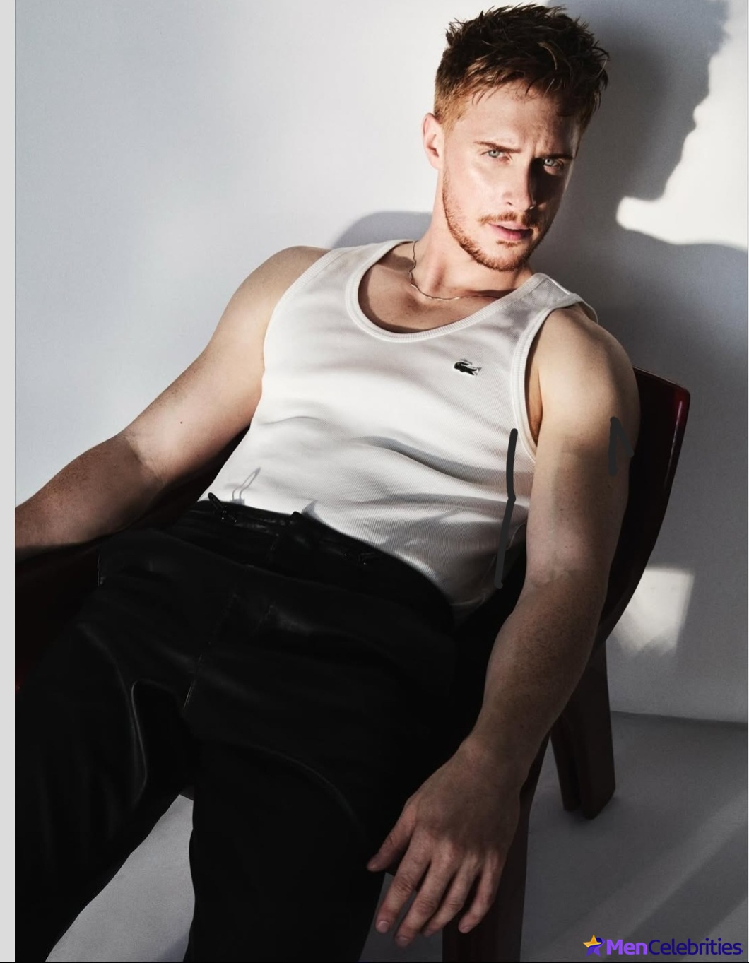 Max Parker naked and cock bulge in underwear pics