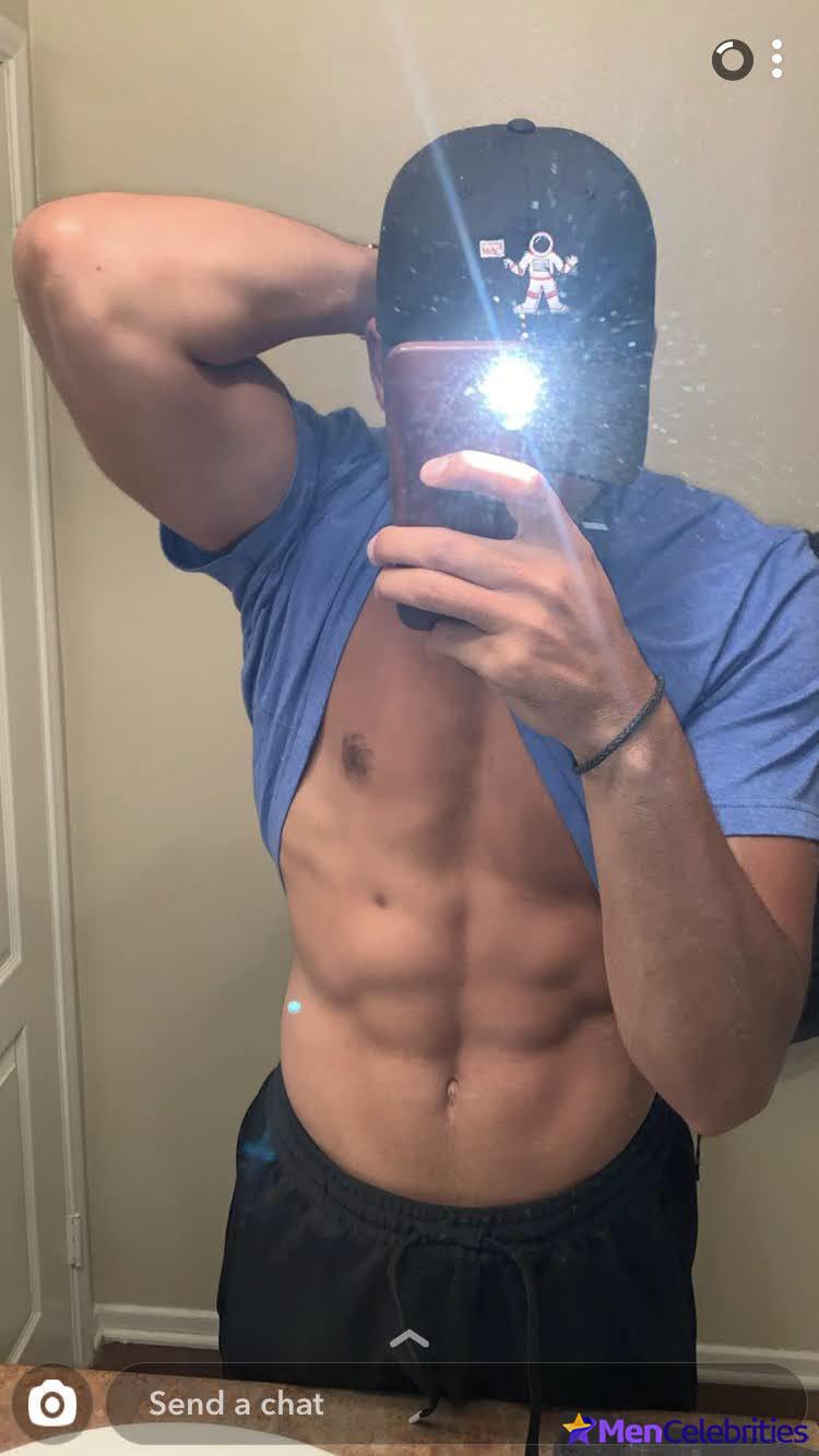 Michael Evans Behling shirtless and underwear pics