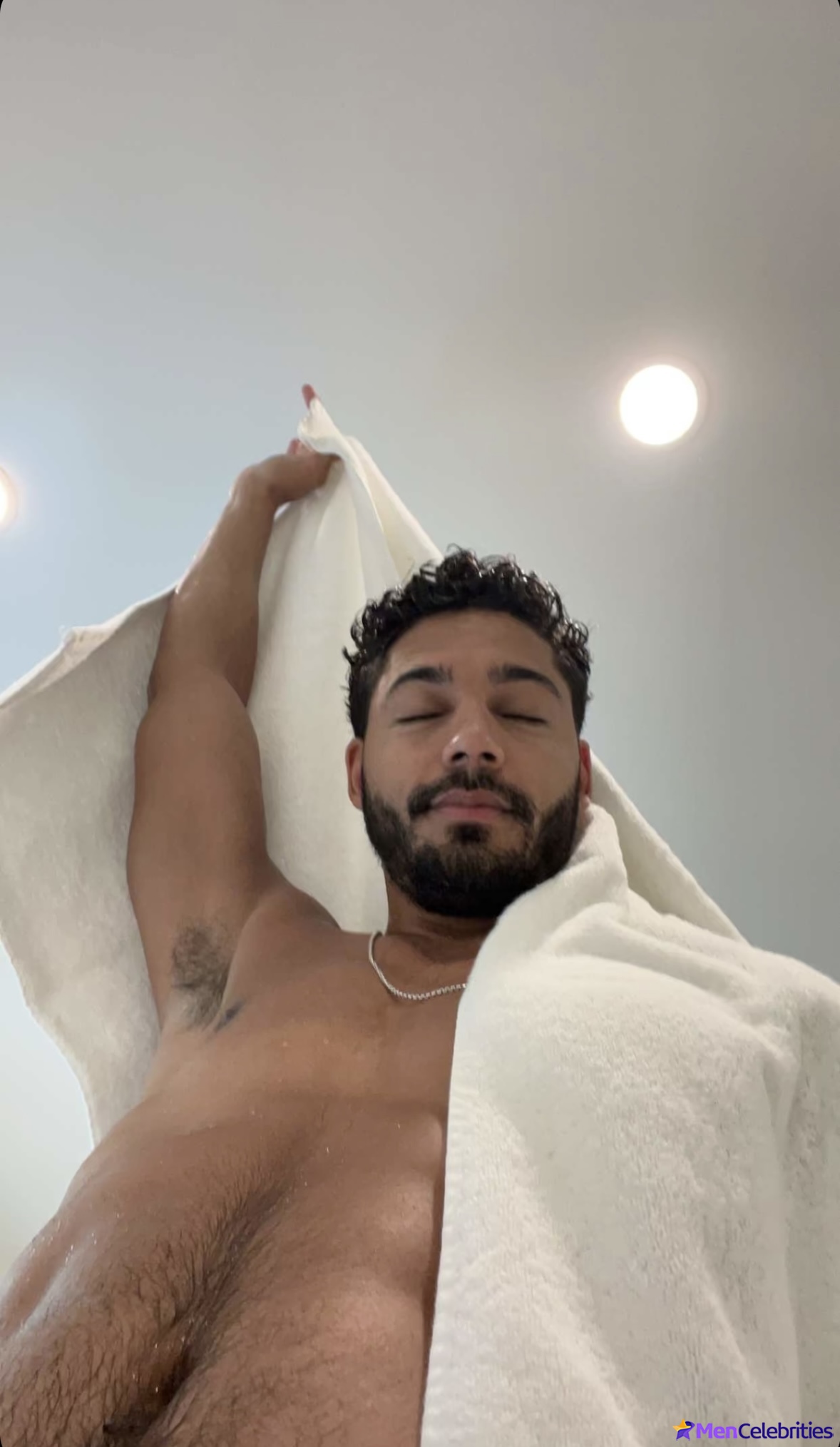 Michael Evans Behling shirtless and underwear pics