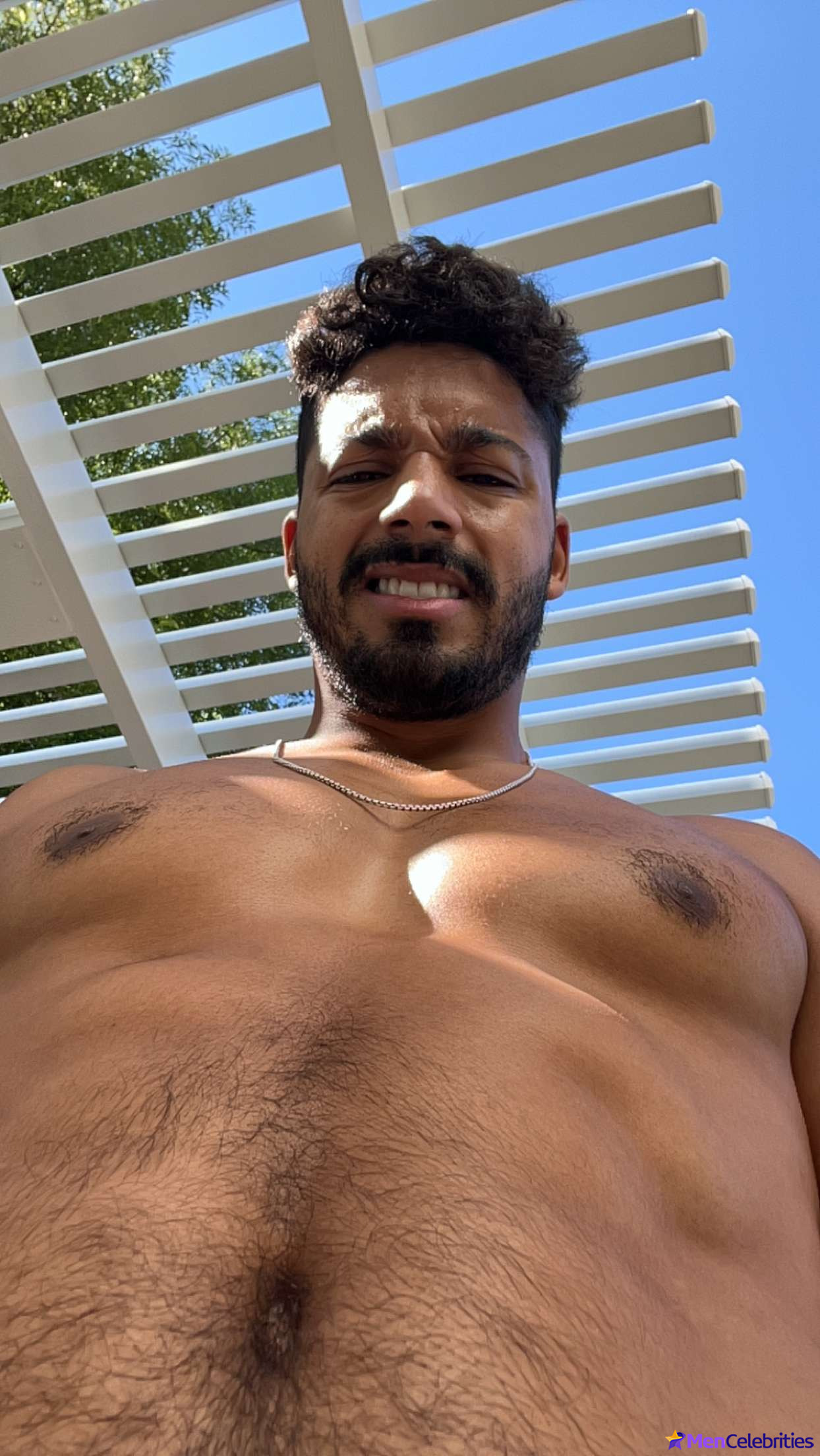 Michael Evans Behling shirtless and underwear pics