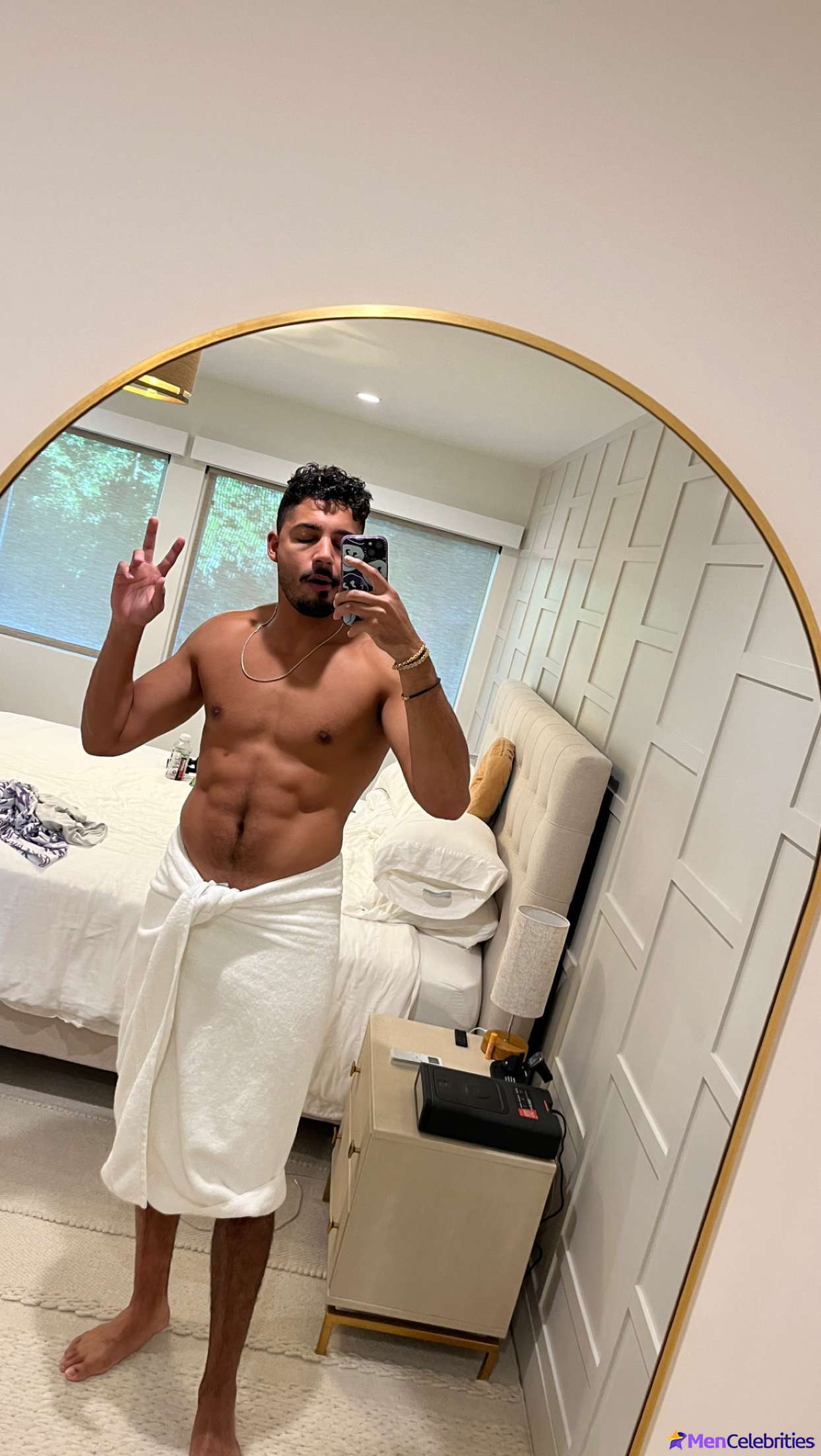 Michael Evans Behling shirtless and underwear pics