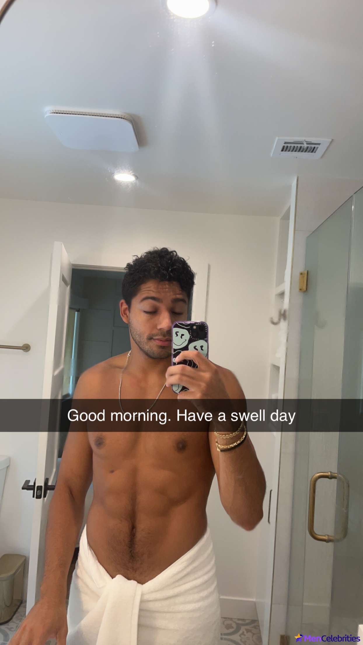 Michael Evans Behling shirtless and underwear pics