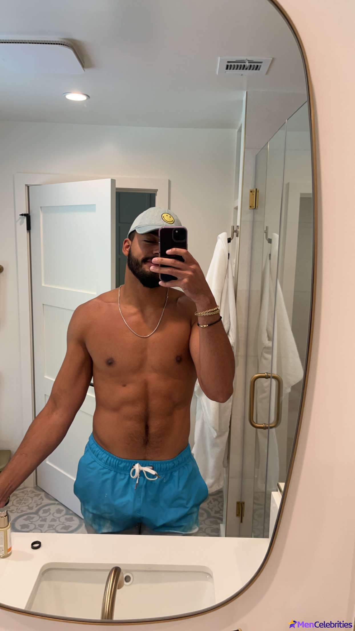 Michael Evans Behling shirtless and underwear pics
