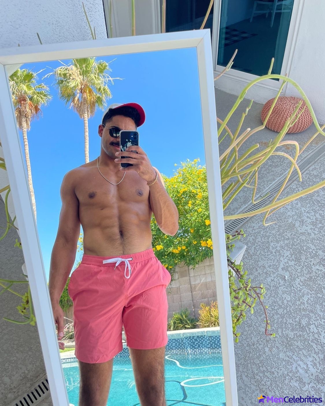 Michael Evans Behling shirtless and underwear pics
