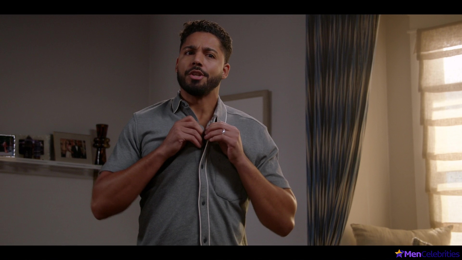 Michael Evans Behling nude and sex scenes