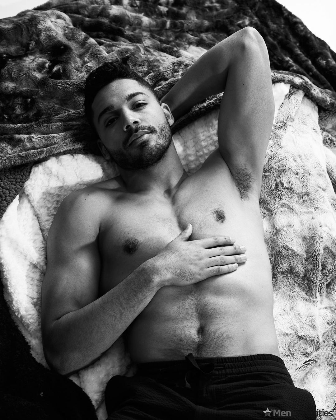 Michael Evans Behling shirtless and underwear pics