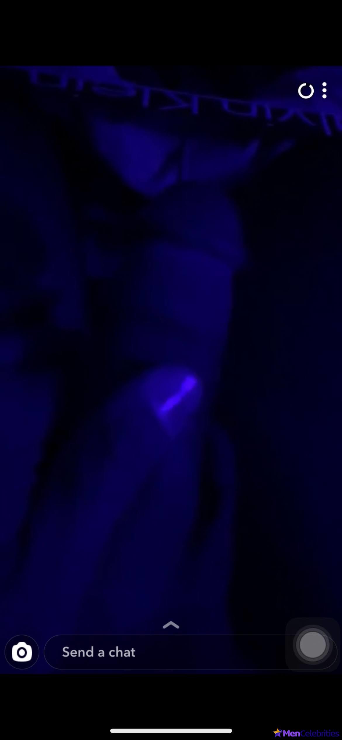 Michael Evans Behling leaked nude dick pics