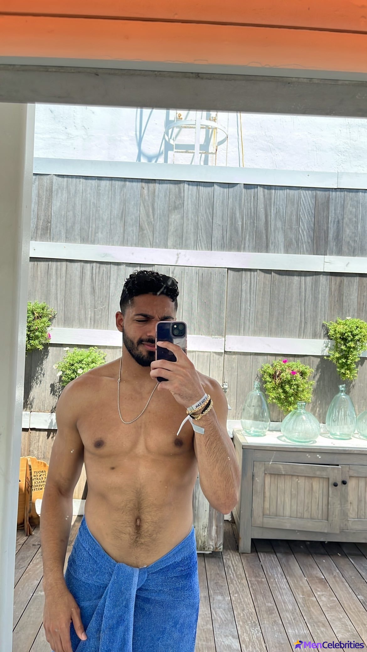 Michael Evans Behling shirtless and underwear pics