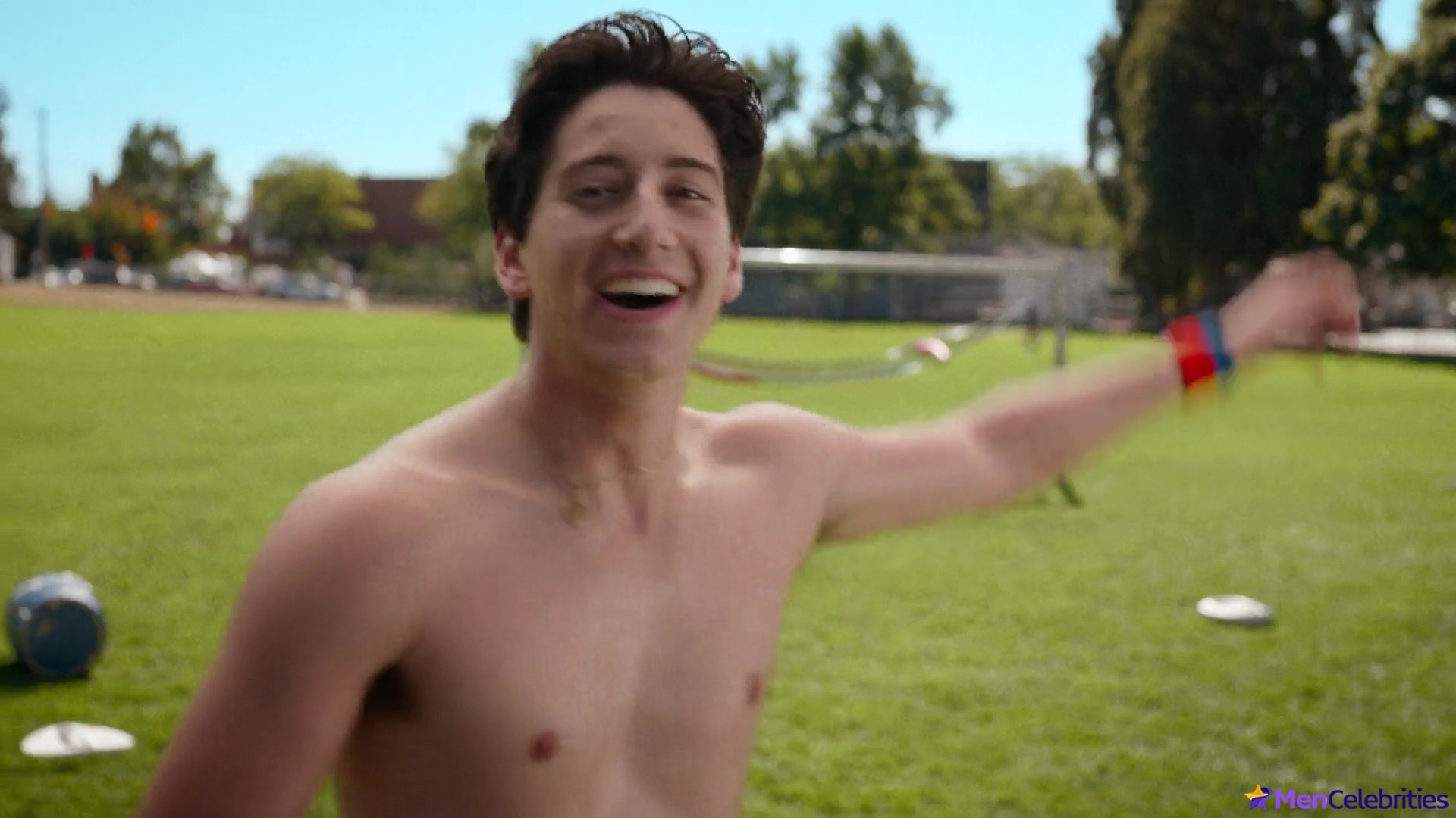 Milo Manheim nude and erotic underwear scenes