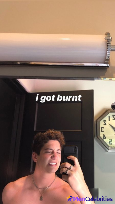 Milo Manheim shirtless and penis bulge pics