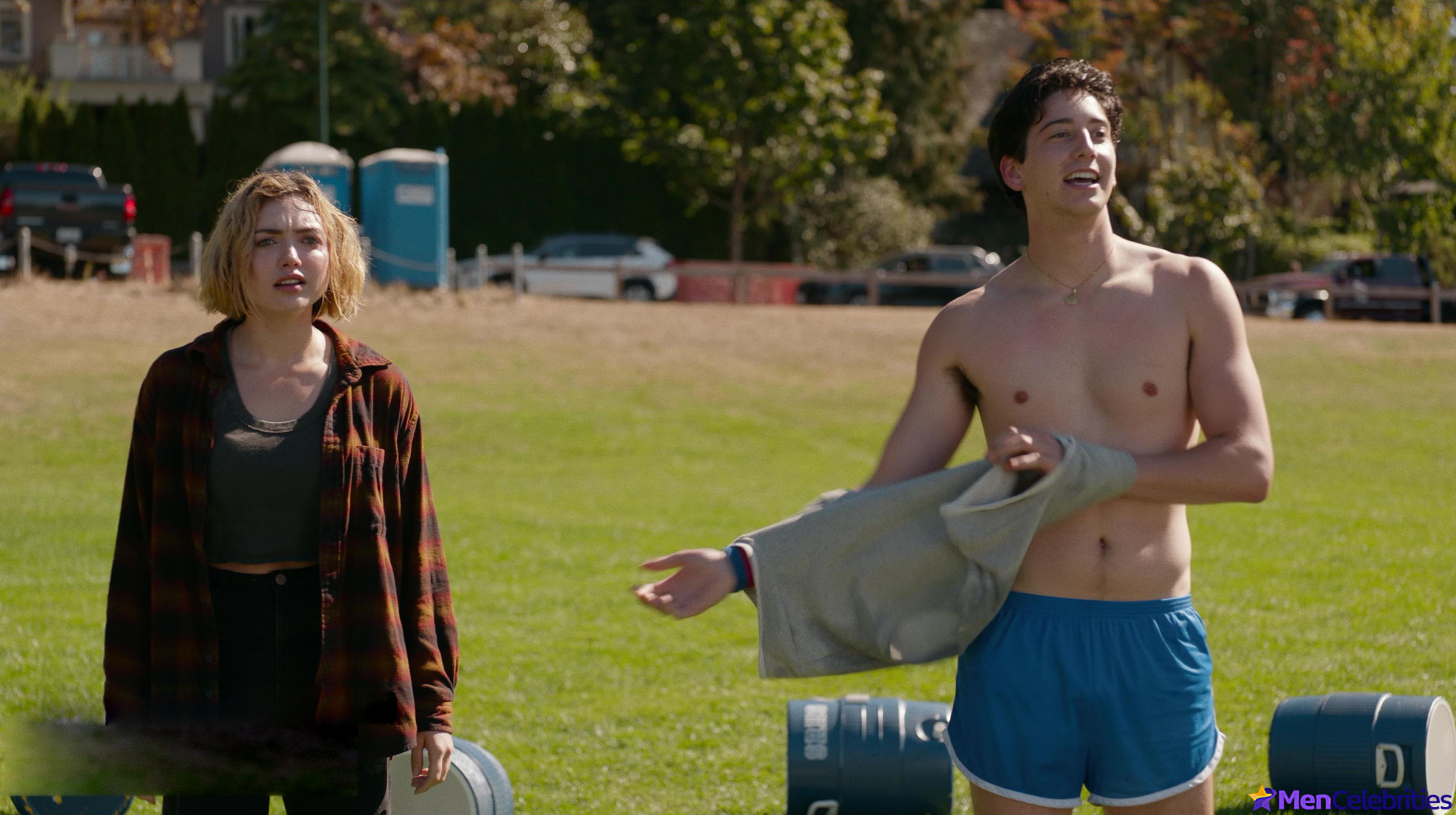 Milo Manheim nude and erotic underwear scenes