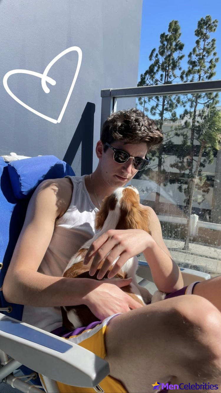 Milo Manheim shirtless and penis bulge pics