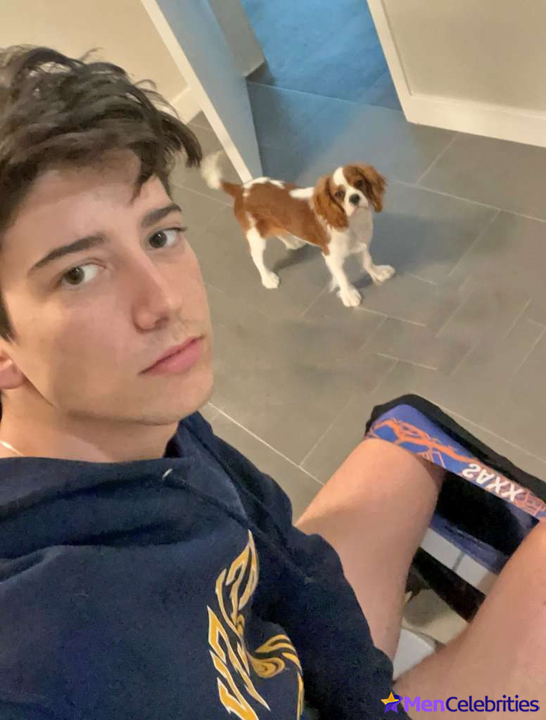 Milo Manheim shirtless and penis bulge pics