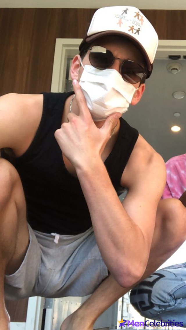 Milo Manheim shirtless and penis bulge pics