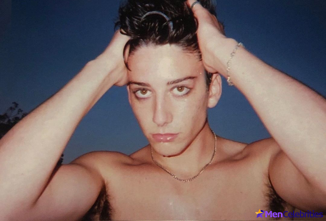 Milo Manheim shirtless and penis bulge pics