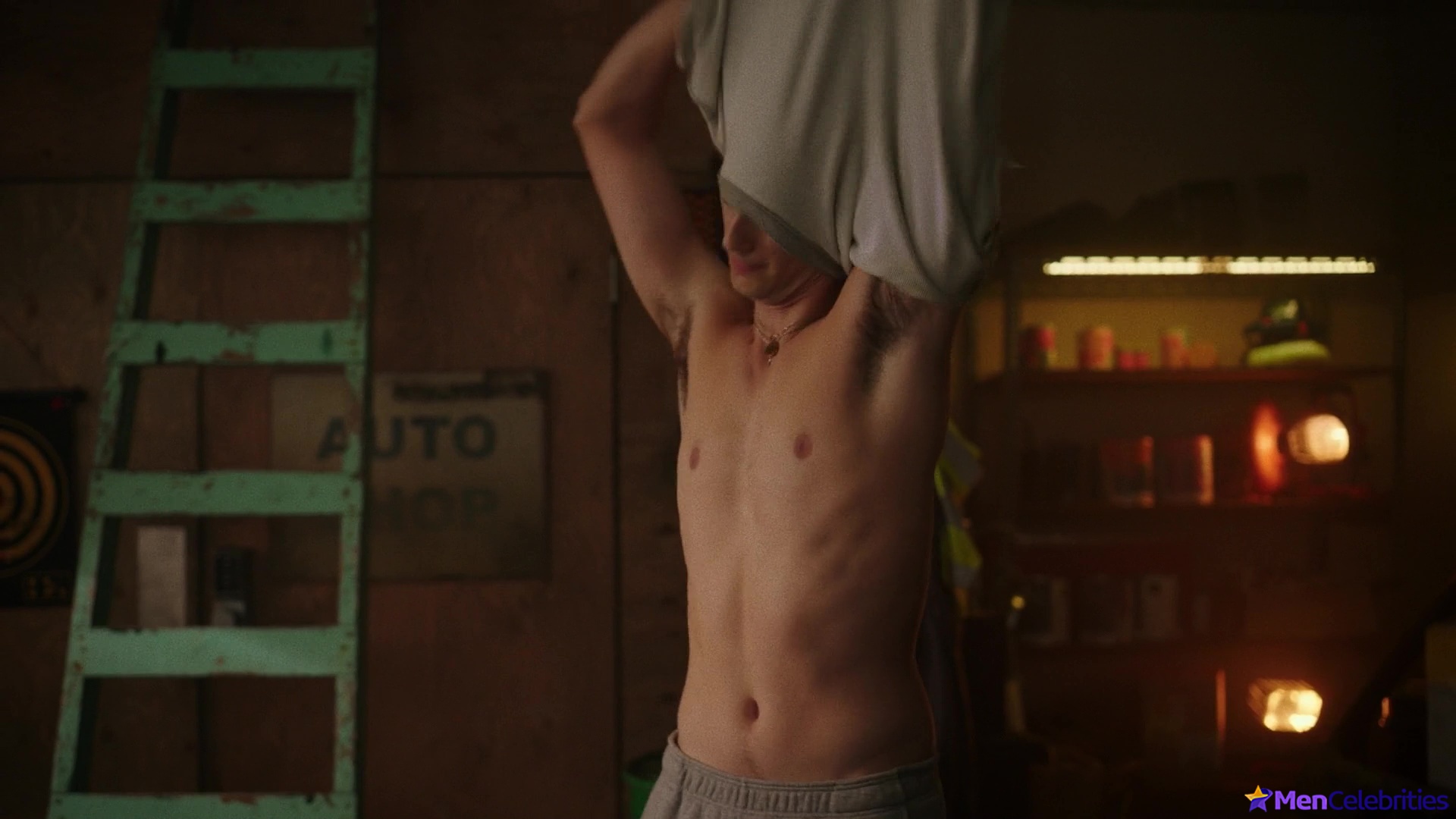 Milo Manheim nude and erotic underwear scenes