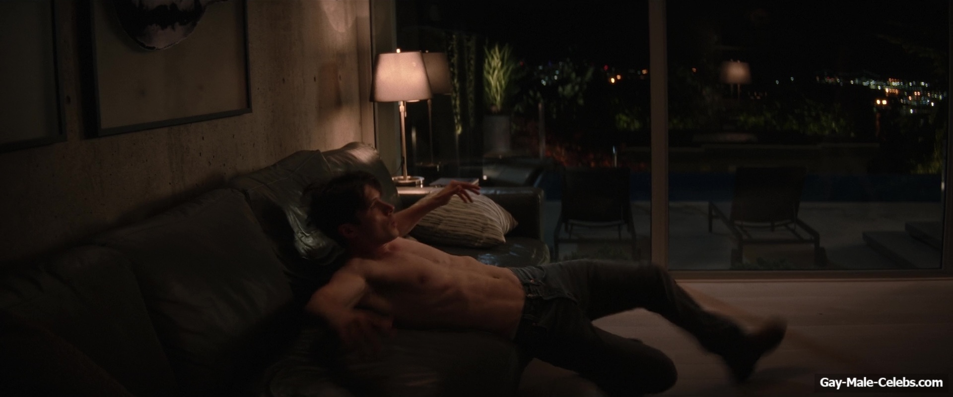 Nick Robinson Nude Shower in Voicemails For Isabelle