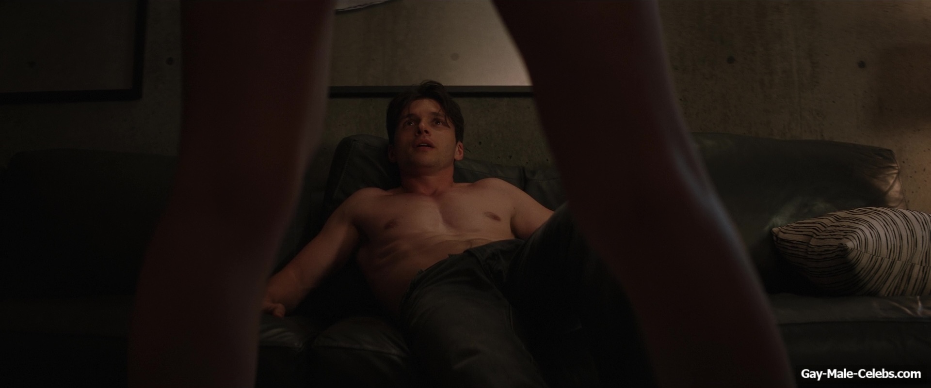 Nick Robinson Nude Shower in Voicemails For Isabelle