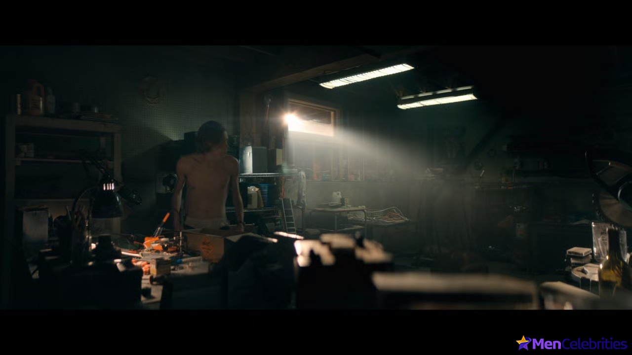 Owen Teague nude and nsfw movie scenes