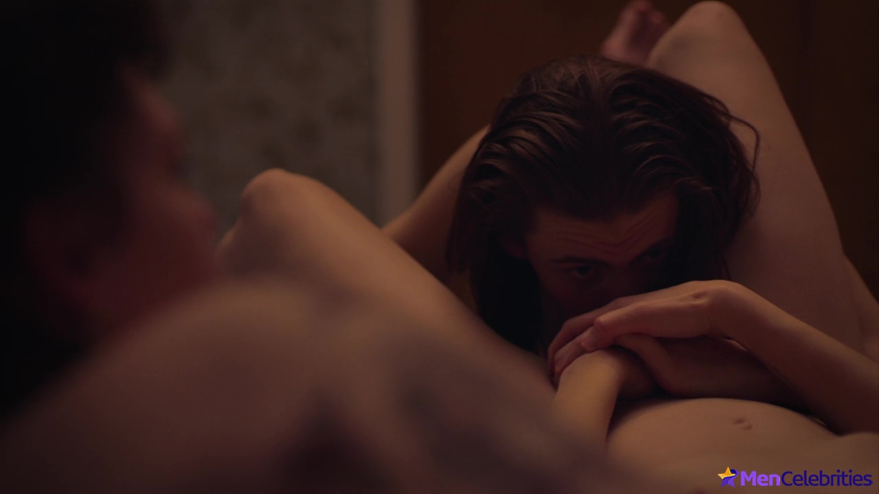 Owen Teague nude and nsfw movie scenes
