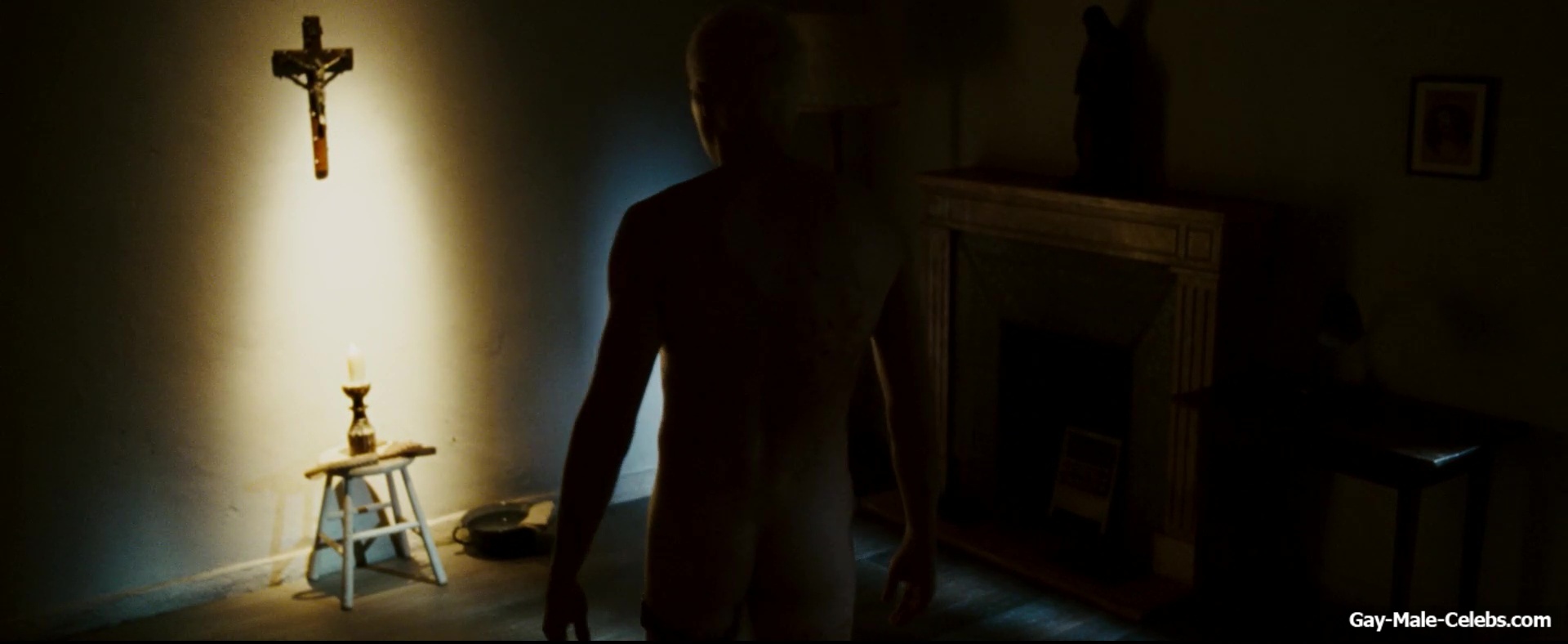 Paul Bettany Nude And NSFW Scenes in The Da Vinci Code