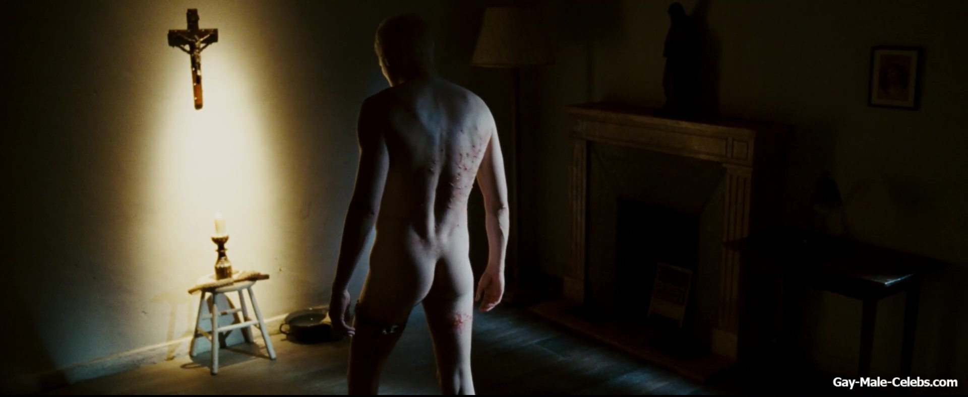 Paul Bettany Nude And NSFW Scenes in The Da Vinci Code